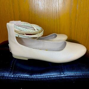 Stylish kid ankle strap flats with zipper back